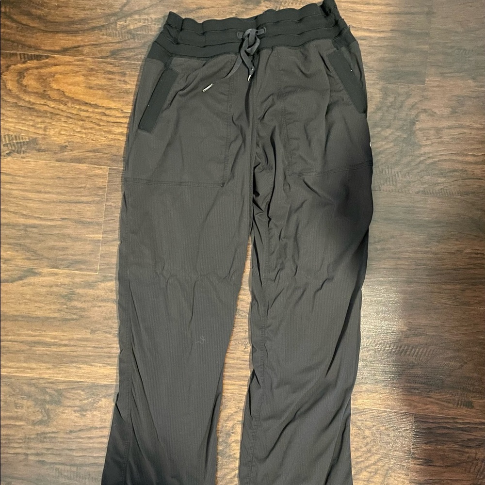Lululemon dance studio pants (lined) - black - size 8